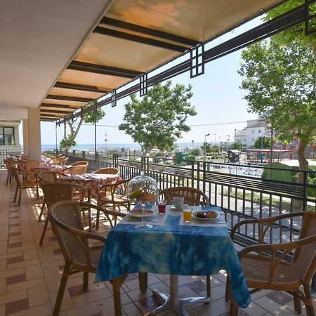 Hotel Bristol Misano Adriatico Extérieur photo
