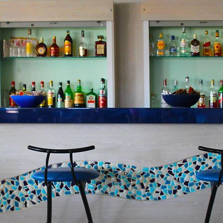 Hotel Bristol Misano Adriatico Extérieur photo