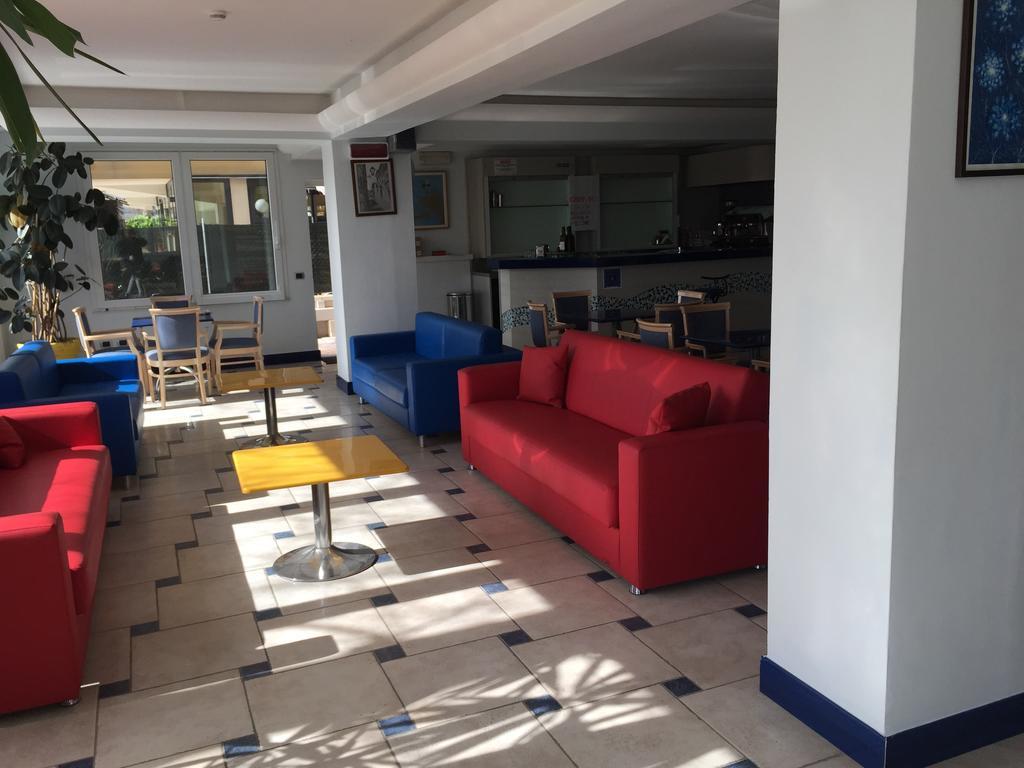 Hotel Bristol Misano Adriatico Extérieur photo