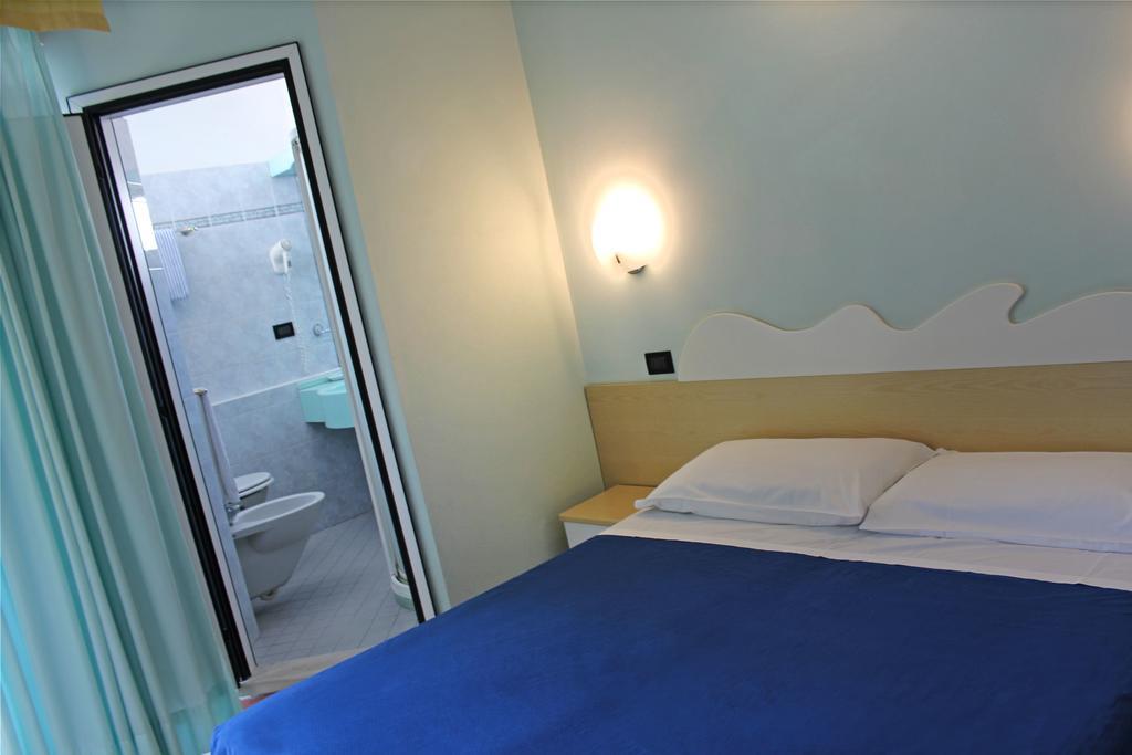 Hotel Bristol Misano Adriatico Extérieur photo