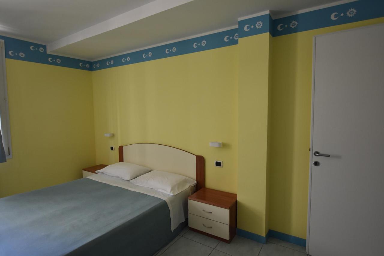 Hotel Bristol Misano Adriatico Extérieur photo